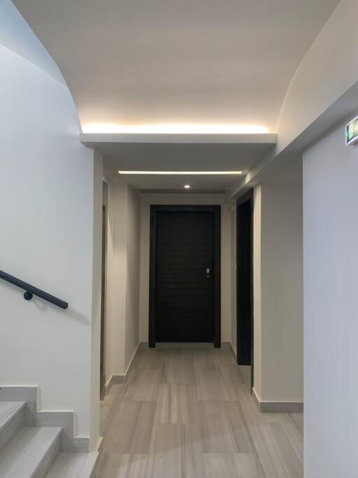 Fab New Flat In Central Athens W/ Acropolis Views Eksteriør bilde